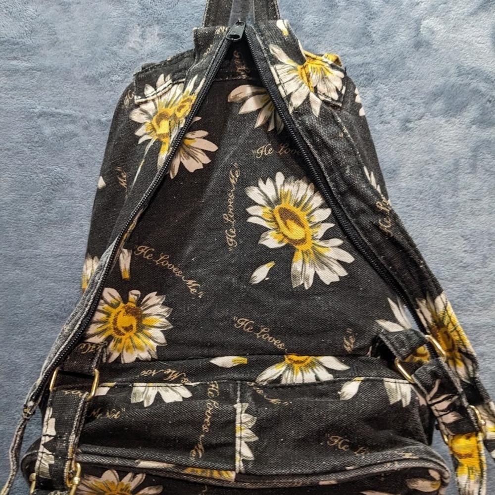 Vintage Sassaby Daisy Floral Mini Backpack Black He Loves Me 90s Sling Bag Y2K - Picture 7 of 16